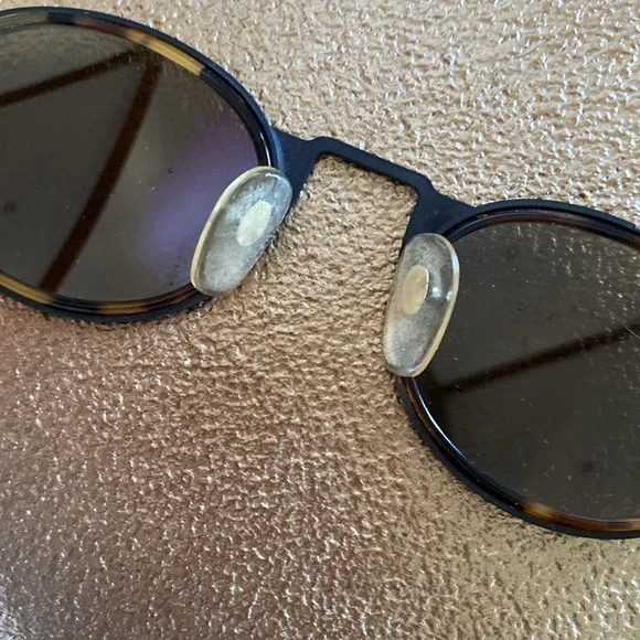 Vintage Mossimo Brando 004Tortoise Oval Sunglasses  display picture 2